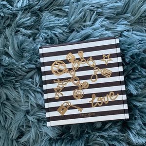 Henri ⭐️Bendel Jewelry Box!